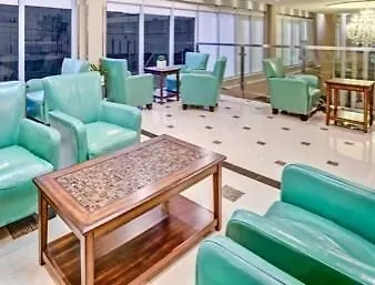 Howard Johnson By Wyndham Long Island City New York 2*,