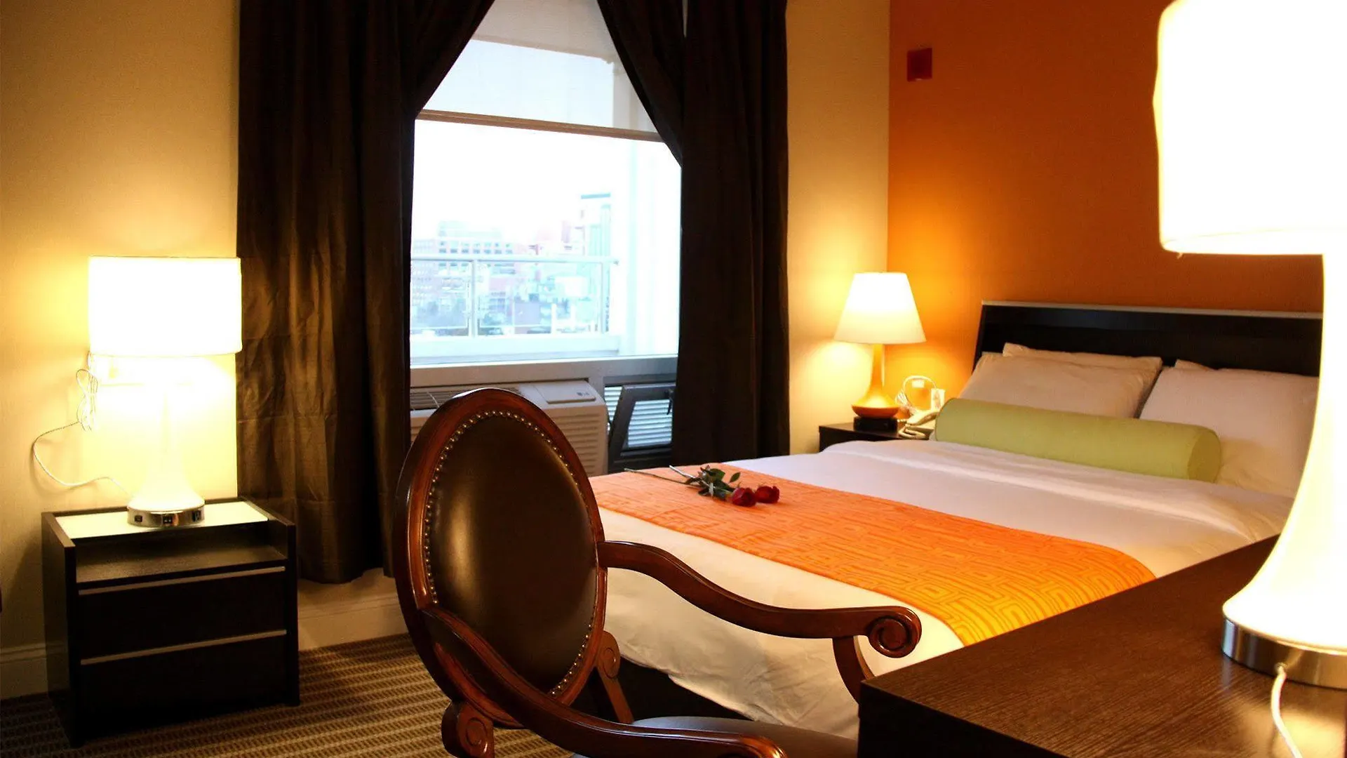 Howard Johnson By Wyndham Long Island City New York Hotel