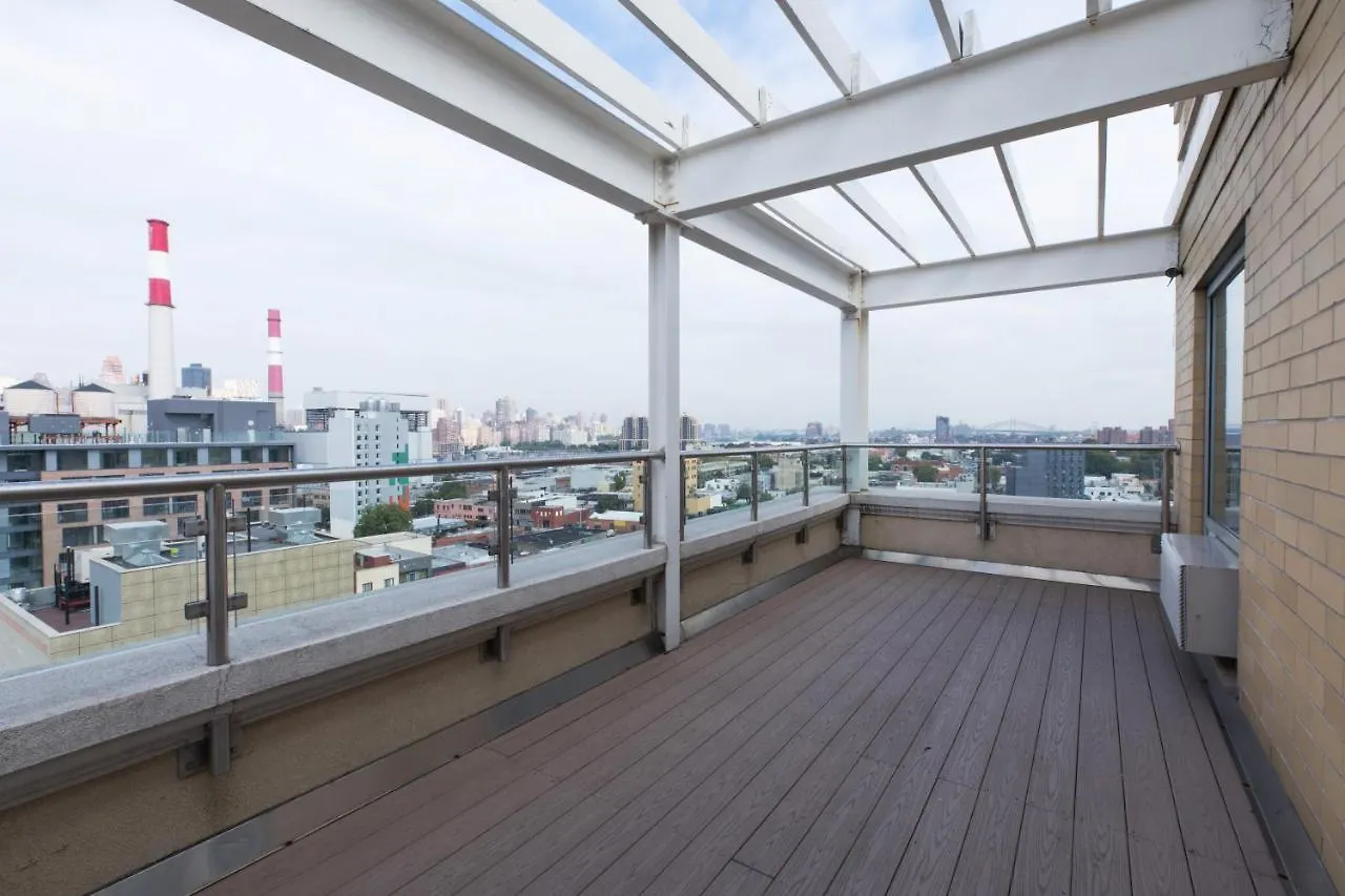 Howard Johnson By Wyndham Long Island City New York 2*,