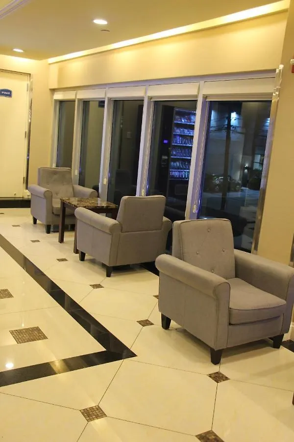 Hotel Howard Johnson By Wyndham Long Island City New York